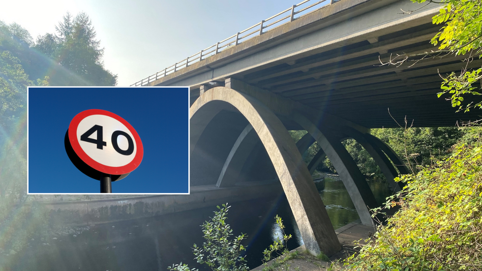 A 40mph sign and the M6 bridge in Cumbria