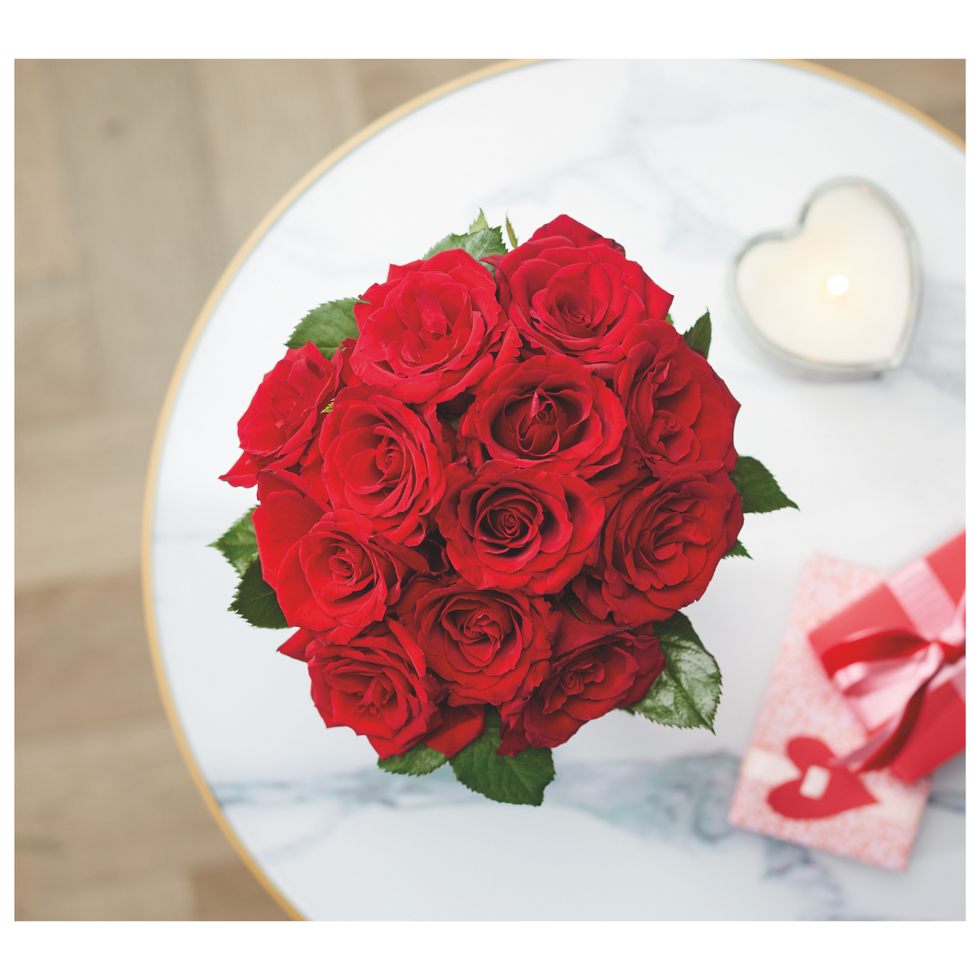 Aldi's Dozen Red Roses