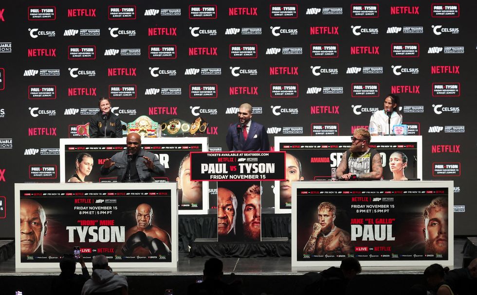 Ariel Helwani hosted the press conference