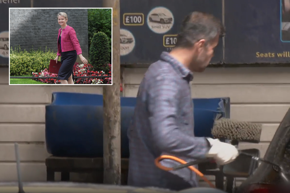 Asylum seeker working at carwash/Yvette Cooper