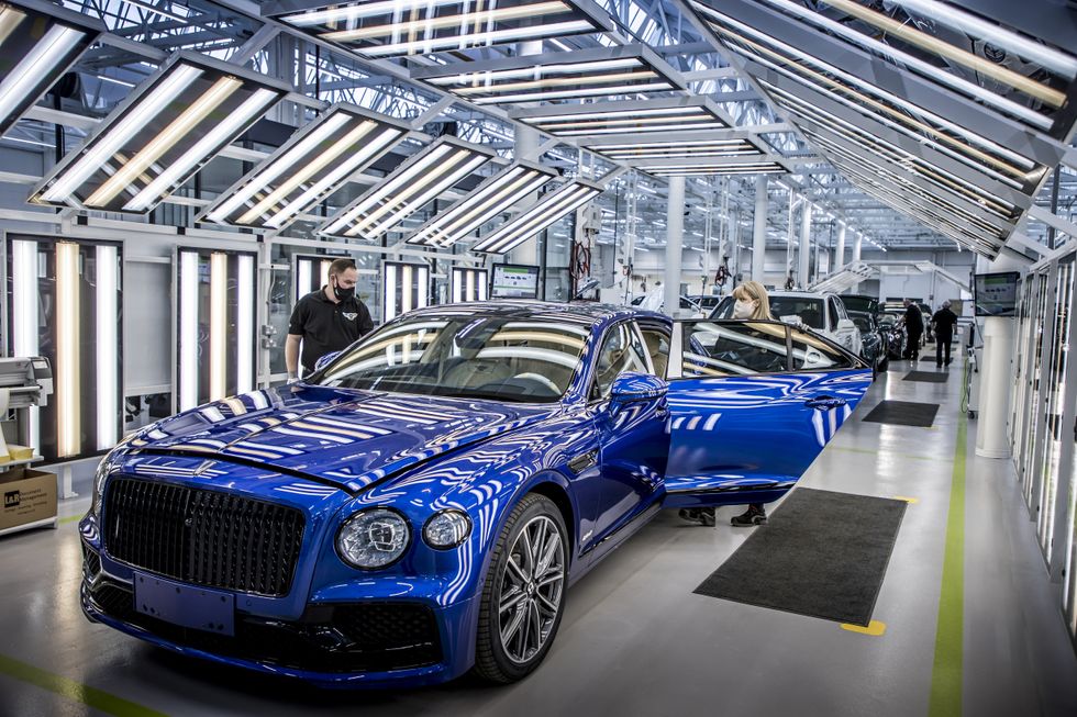 BENTLEY PRODUCTION LINE