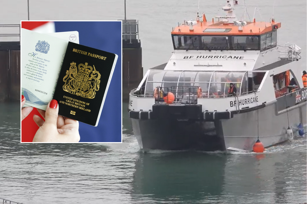 Boat bringing migrants to the UK/British passport