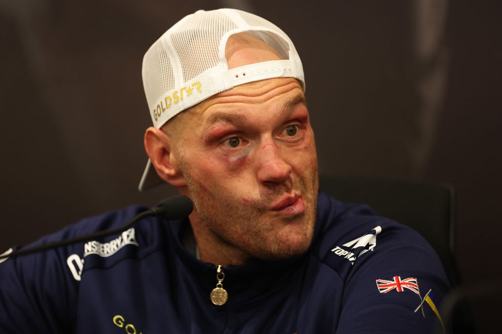 Usyk vs fury height weight