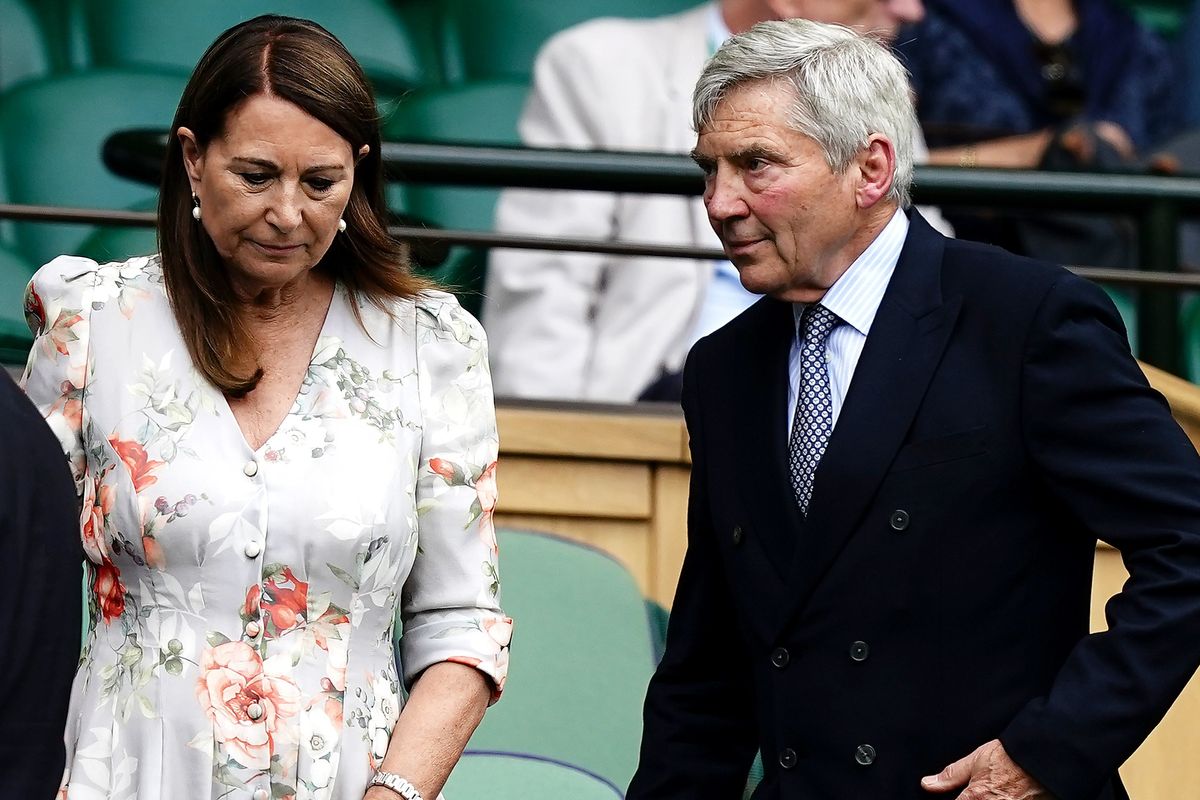 Kate Middleton's parents 'keeping low profile' after business collapse 'to  protect daughter's reputation'