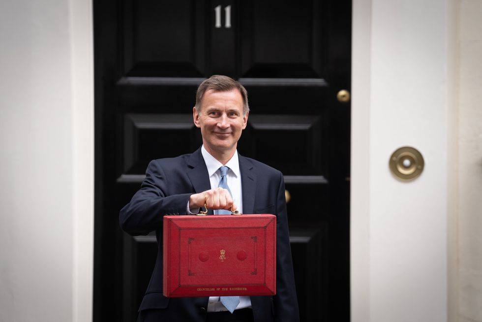 Chancellor Jeremy Hunt outside Downing Street