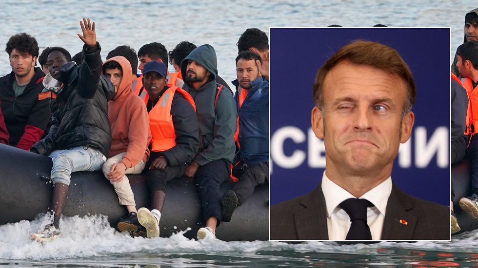 Channel migrants/Macron winking