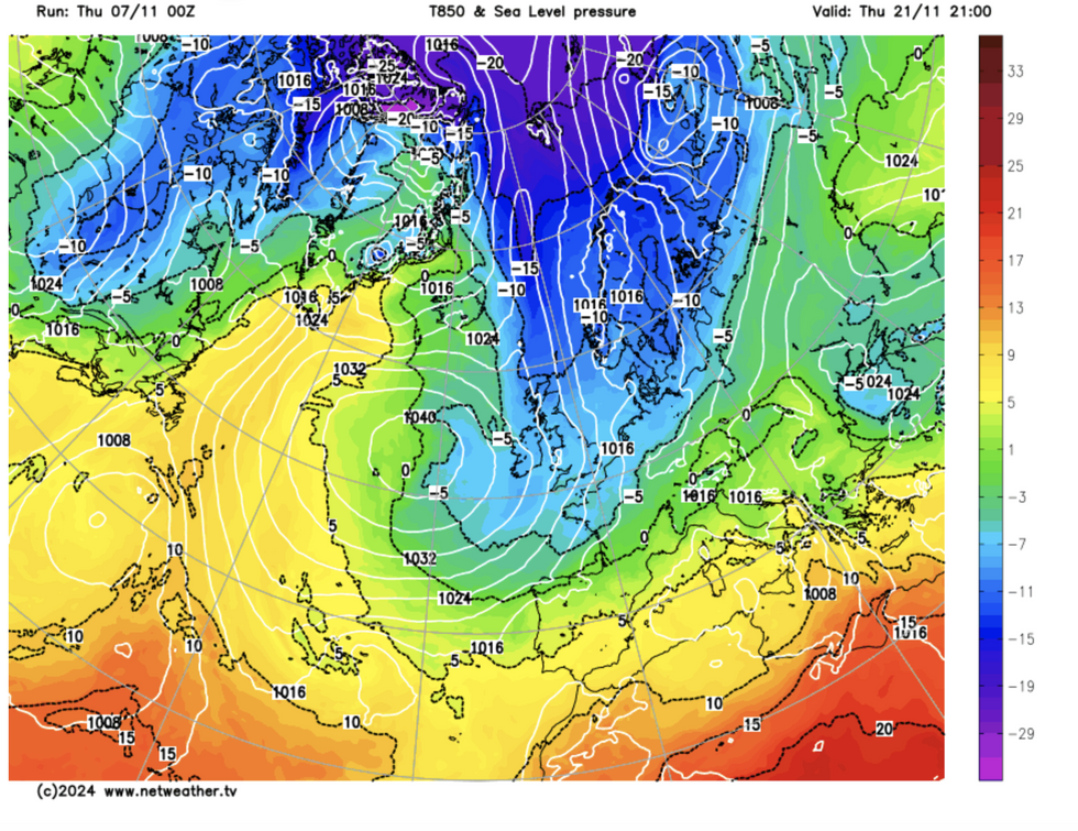 Cold air floods into Britain (Netweather)