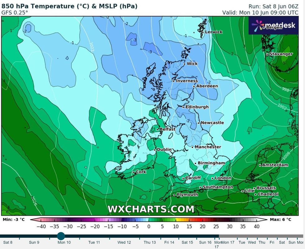 cold air mass to flow over Britain