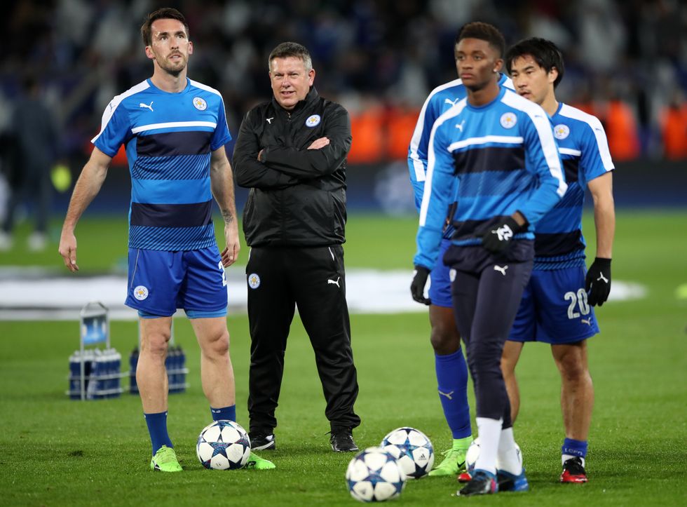 Craig Shakespeare with players