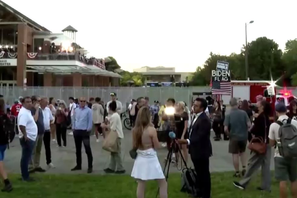 Crowds gather outside the National Constitution Center in Philadelphia