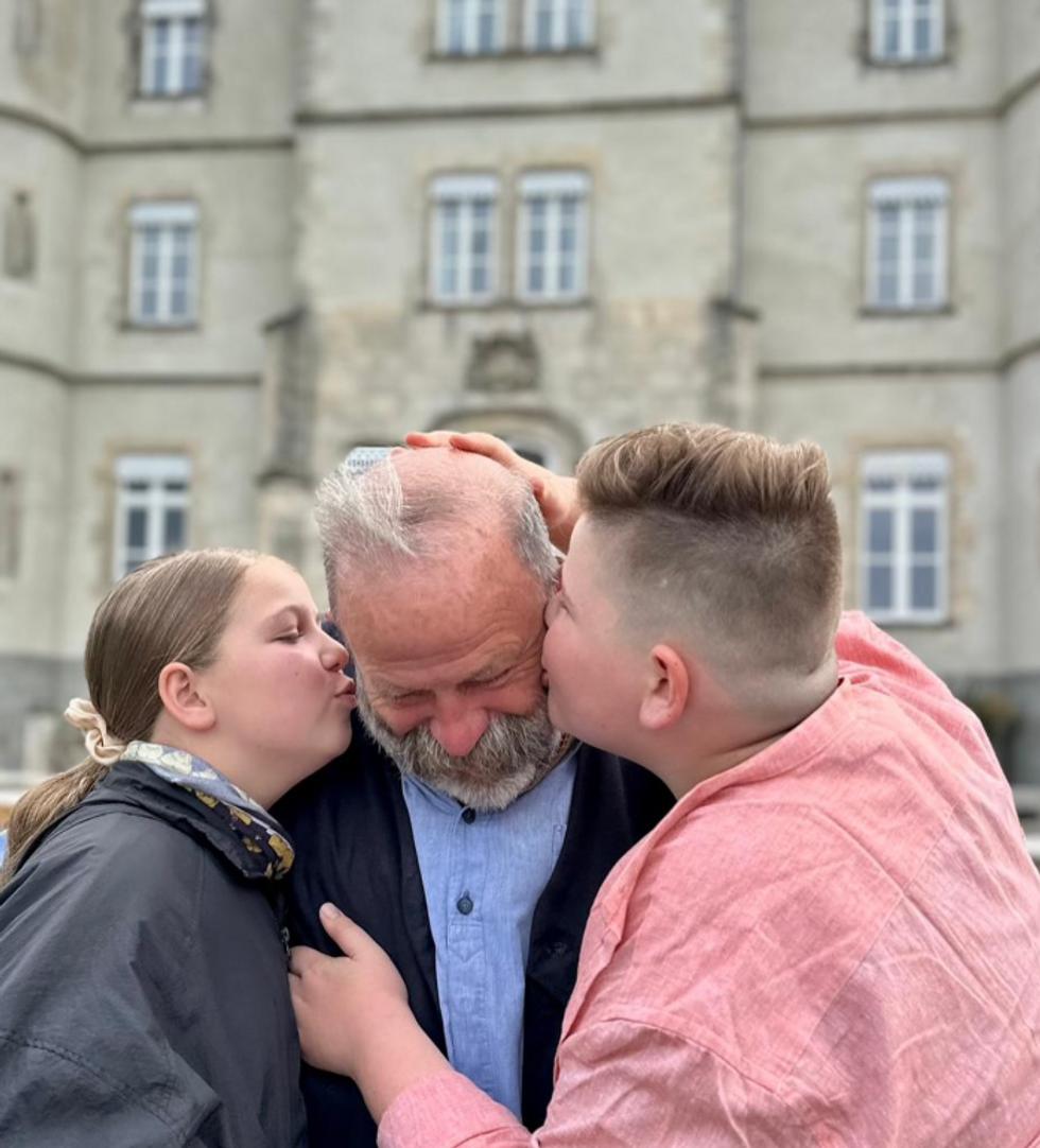 Dick Strawbridge with children