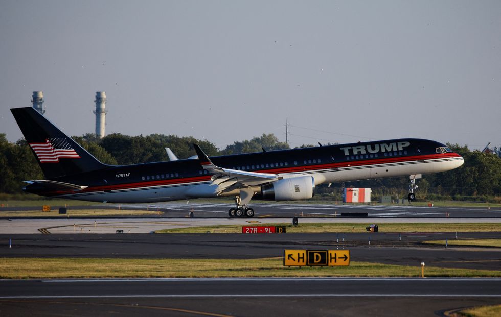 Donald Trump's plane lands in Philadelphia, Pennsylvania