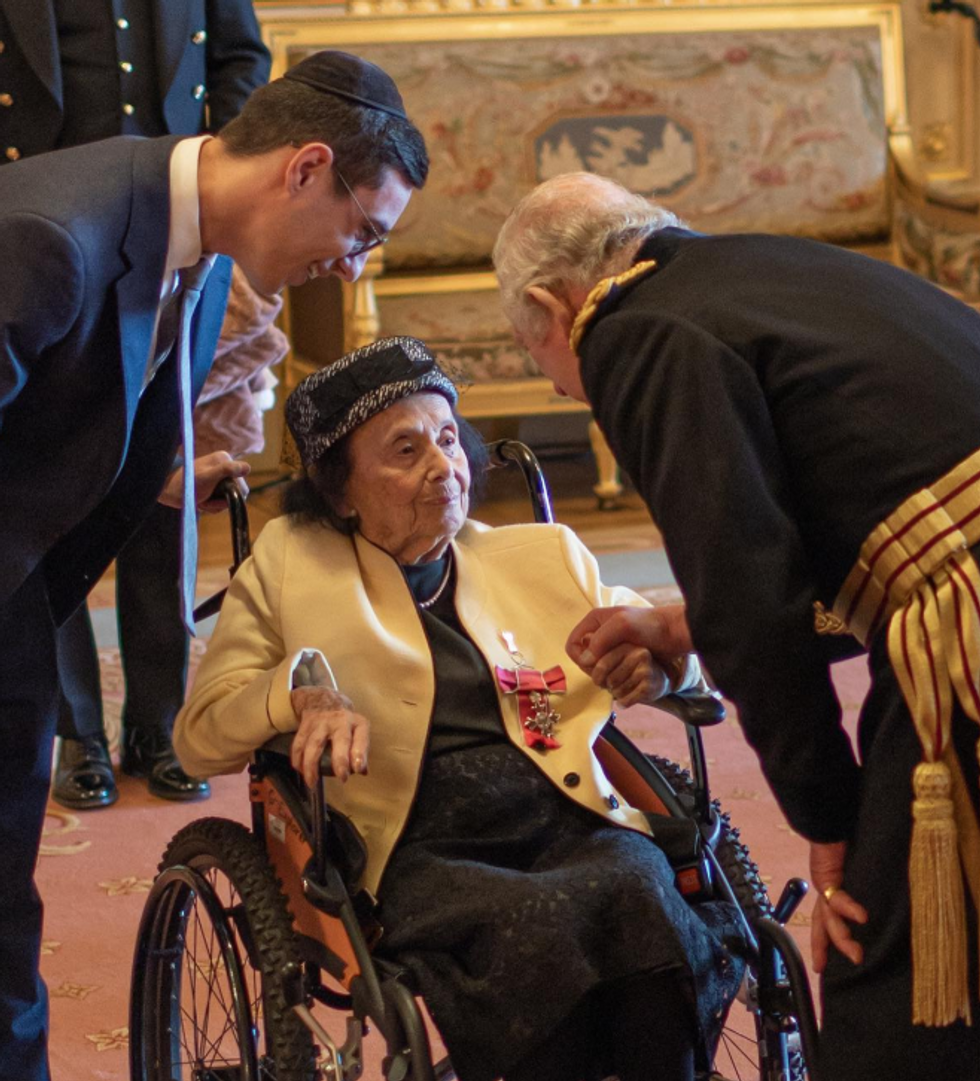 Dov and Lily meeting King Charles III