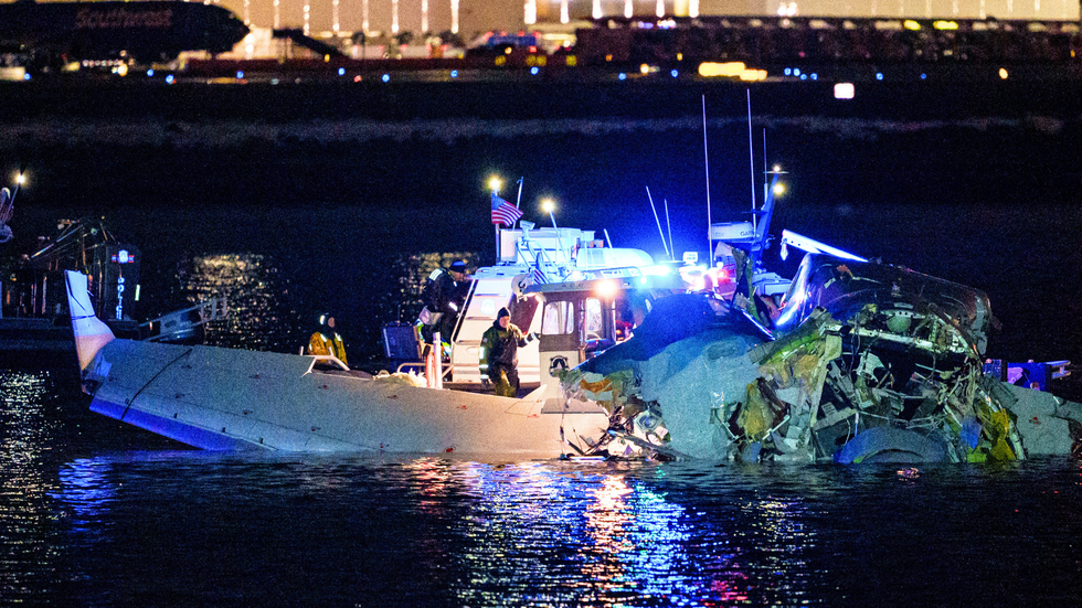 Emergency services scramble to the Potomac River as rescue efforts remain underway