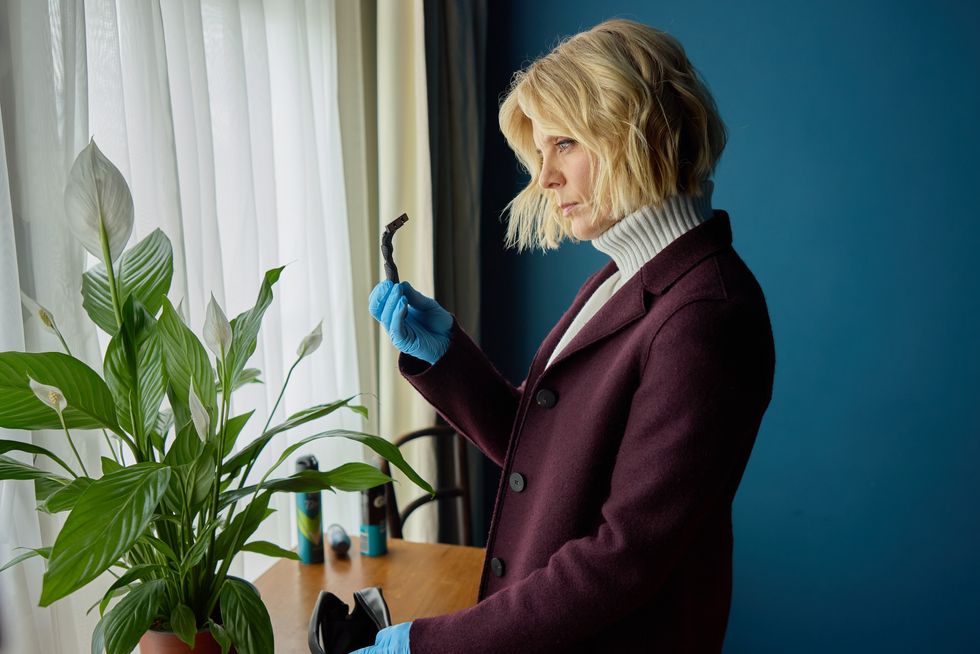 Emilia Fox as Dr Nikki Alexander