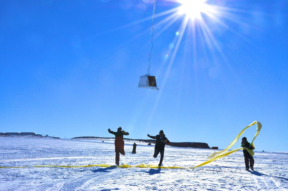 Experiment at Sanae IV base