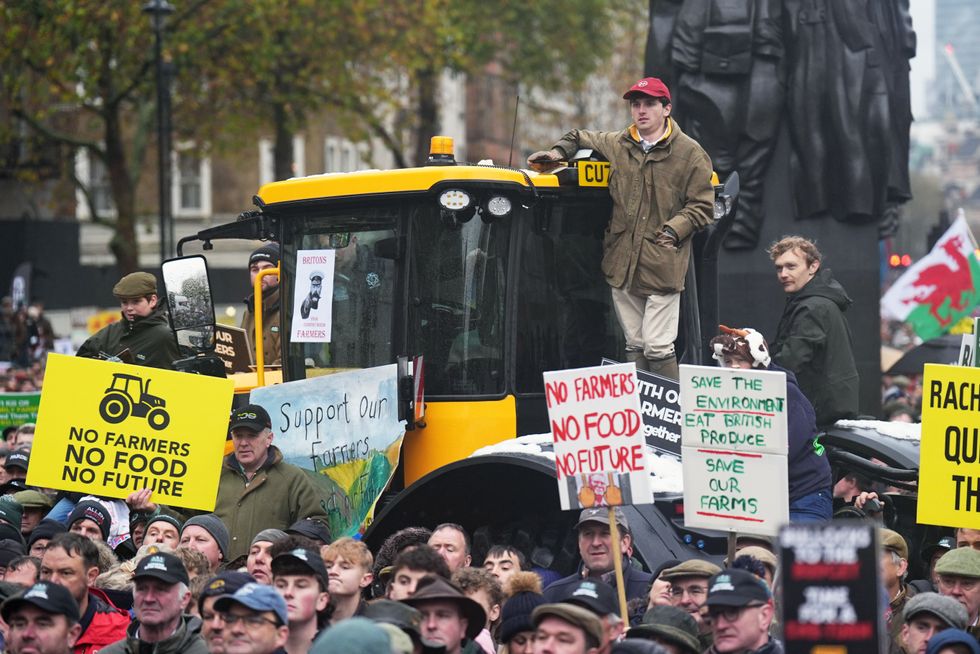 Farmers protest in London