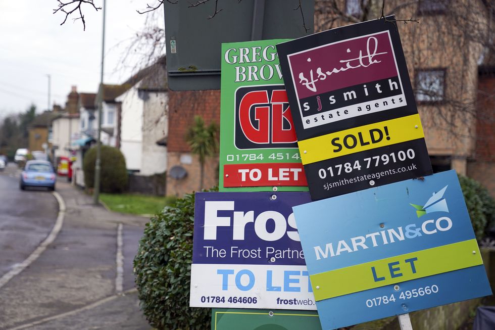 For let signs near a housing estate