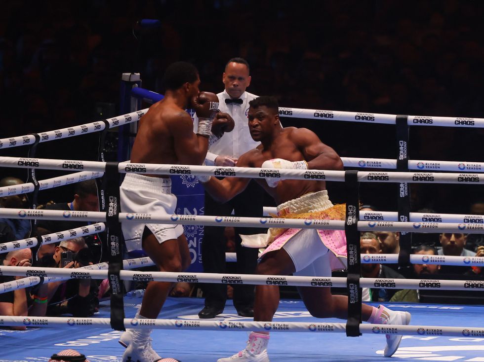 Francis Ngannou Anthony Joshua