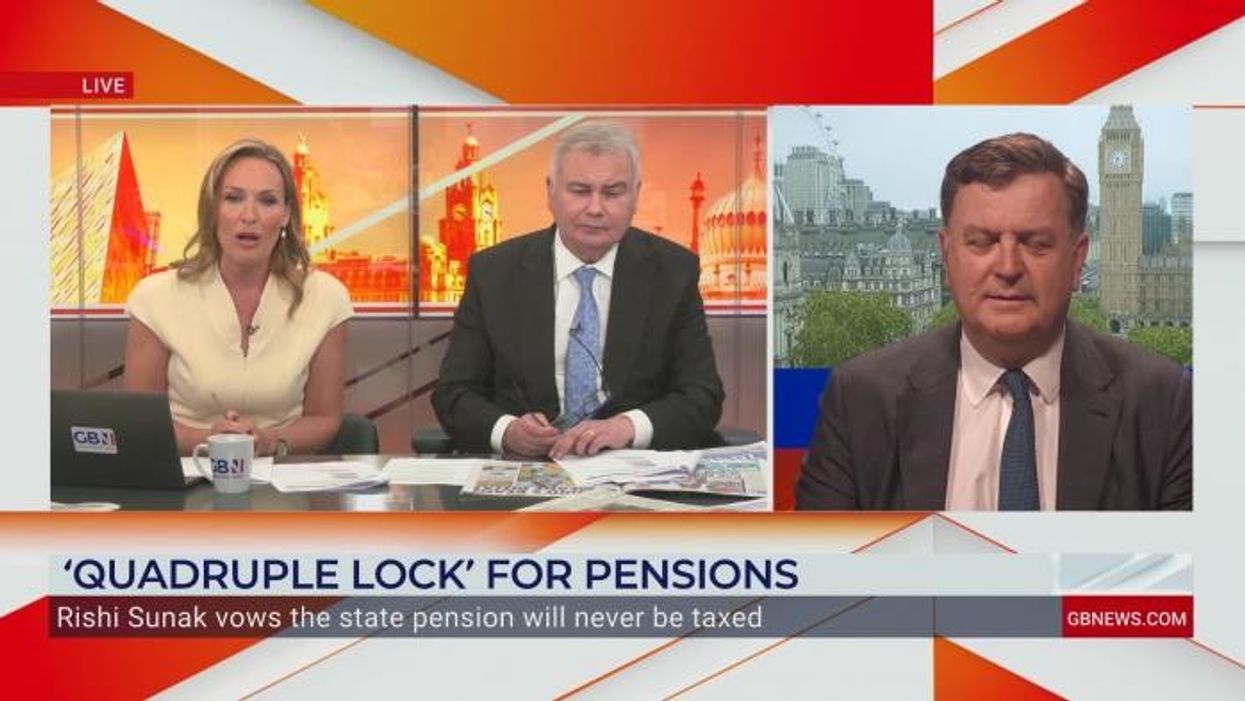 ‘Give with one hand, take with the other!’ Eamonn Holmes fumes at minister over pension pledge: ‘STEALING money!’