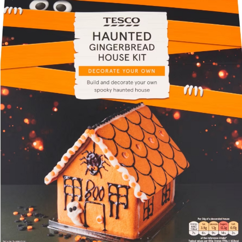 Haunted Gingerbread House Kit