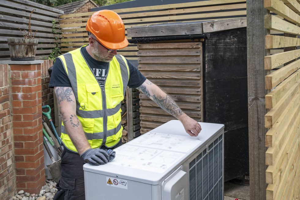 Households who refuse to remove gas boiler and switch to heat pump ‘could be taxed’