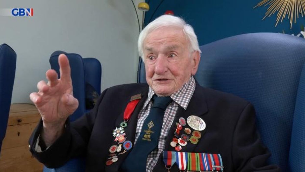 'I made sure I got home!' D-Day veteran emotionally recalls the war efforts and Normandy landings