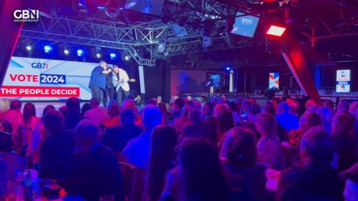 GB News viewers in brilliant moment as Bell & Spurling perform at Election Night Party