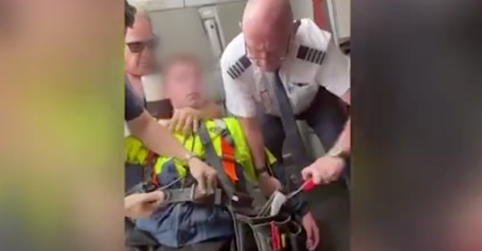 Jetstar pilot and a passenger heroically restrained a teenager