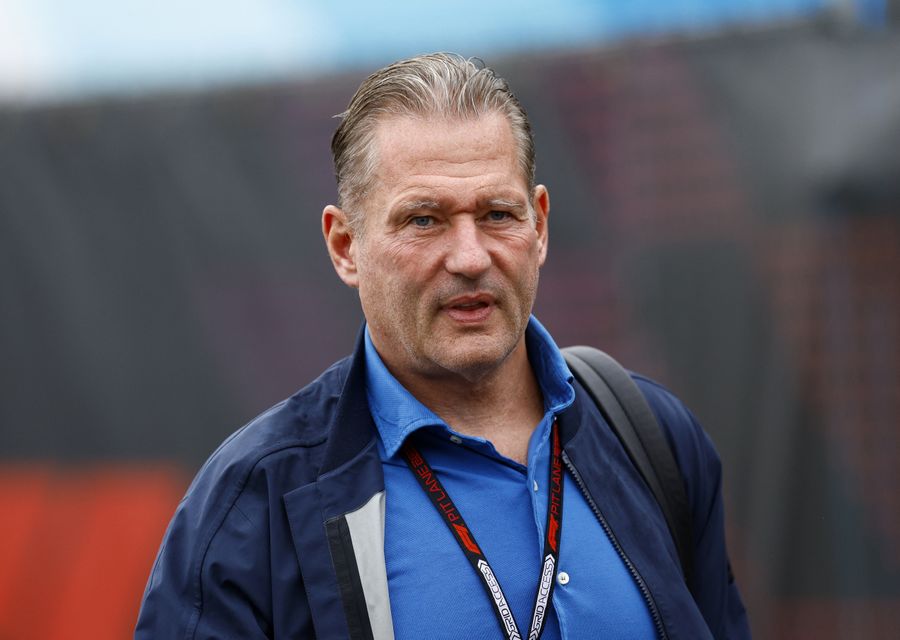 Jos Verstappen does not trust Christian Horner