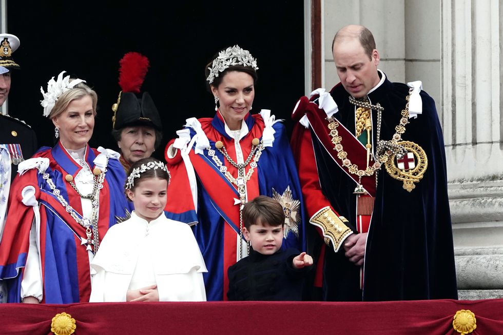 Kate Middleton and Princess Charlotte curtsy to King Charles during ...