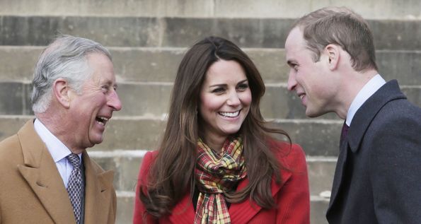 Mbreti Charles dhe Princesha Kate dhe Princi William