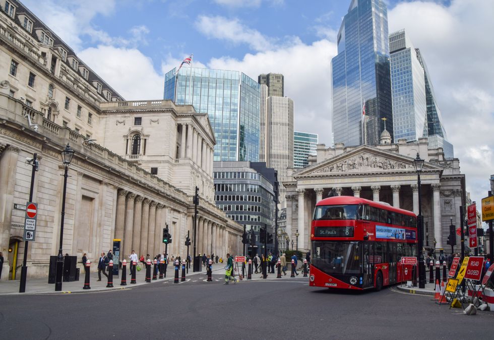 London bus outside Bank of England