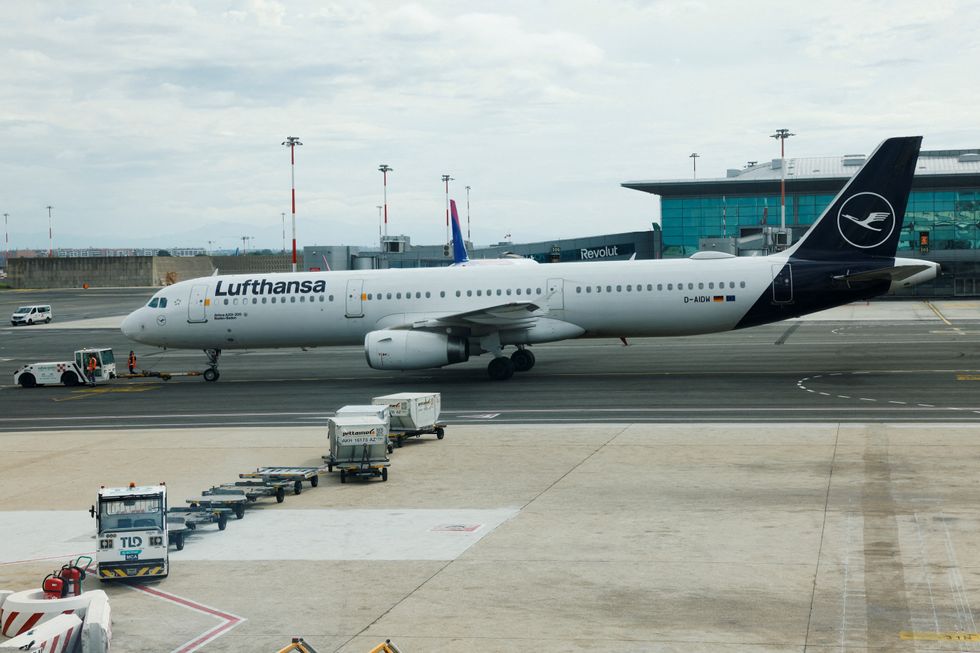 Lufthansa plane