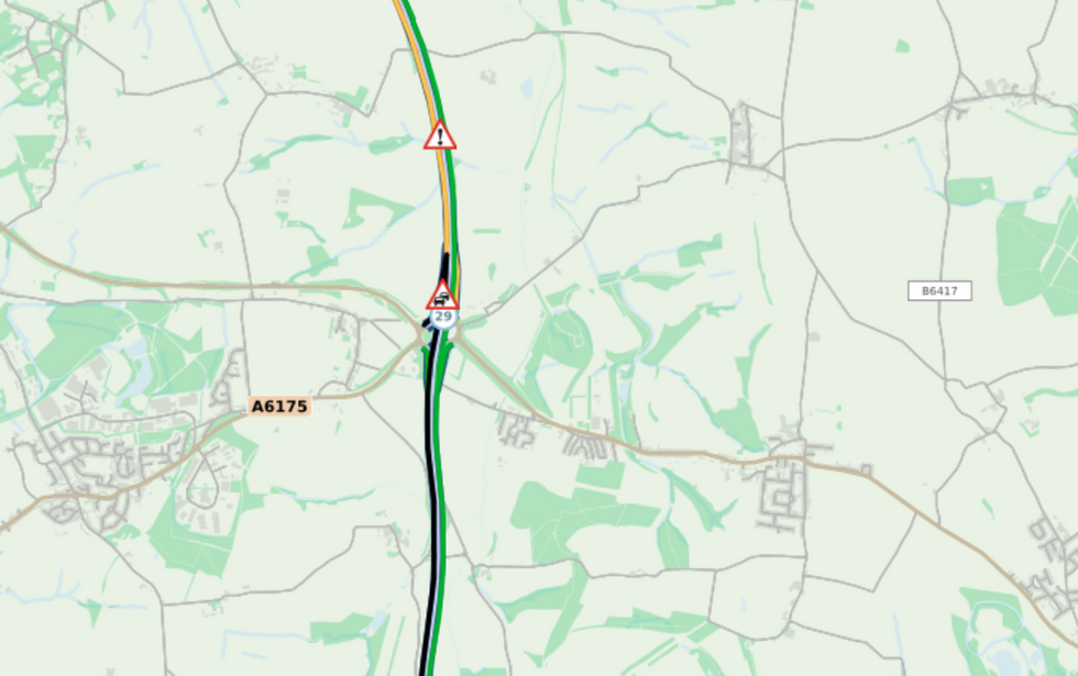 M1 traffic: Drivers warned of traffic chaos after HGV fire causes six ...