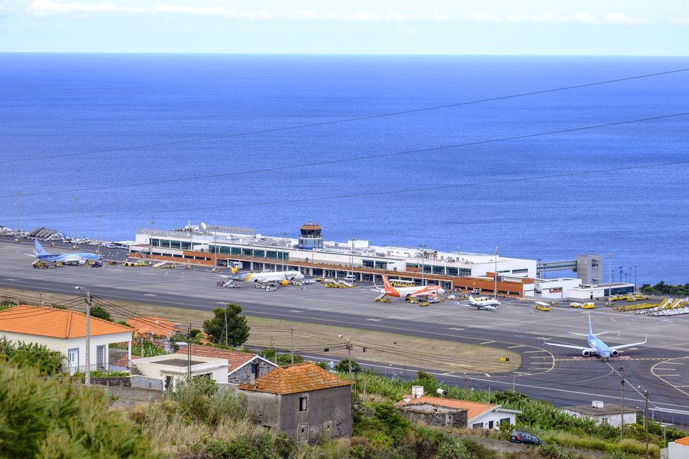 Madeira Airport was experiencing heavy winds