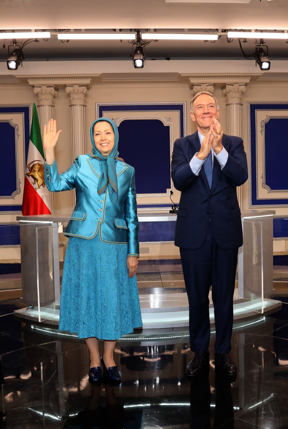 Maryam Rajavi and Mike Pompeo