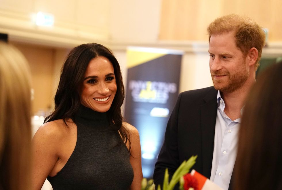 Meghan Markle Caught In Toe-curlingly Awkward Moment As Duchess 