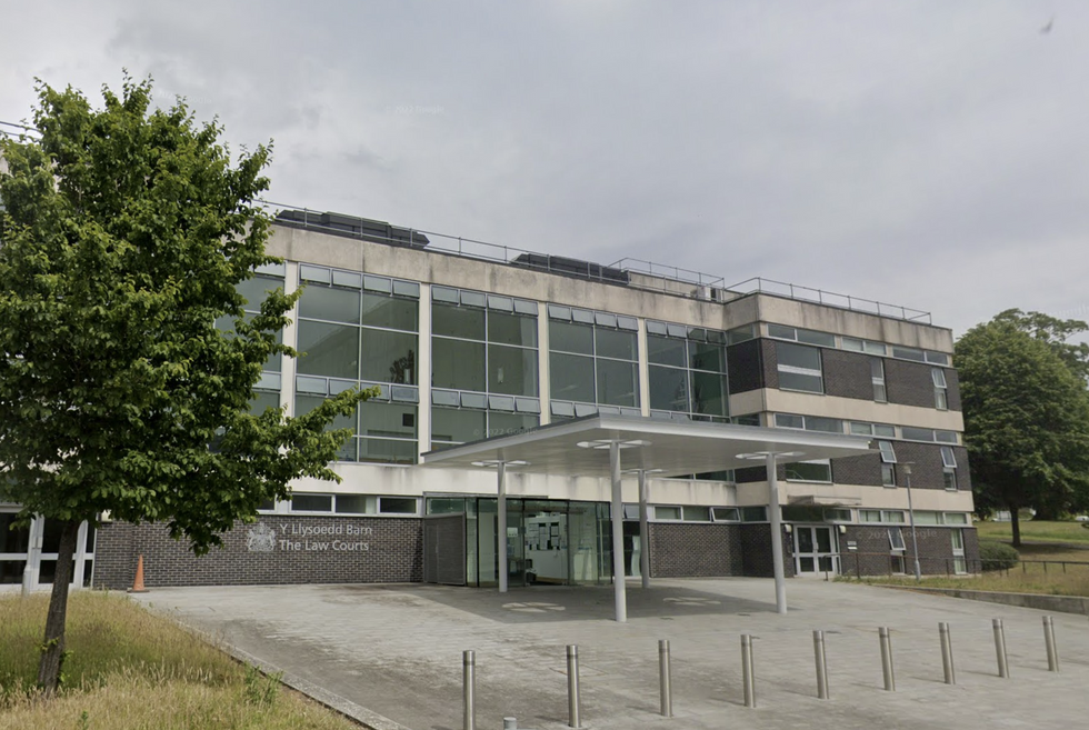 Mold Magistrates' Court