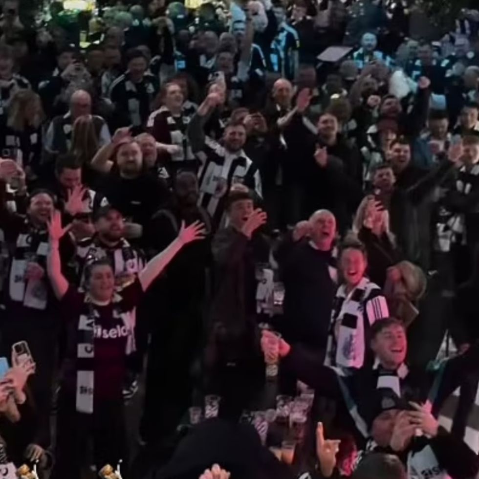 Alan Shearer joins in Newcastle Carabao Cup celebrations as players ...