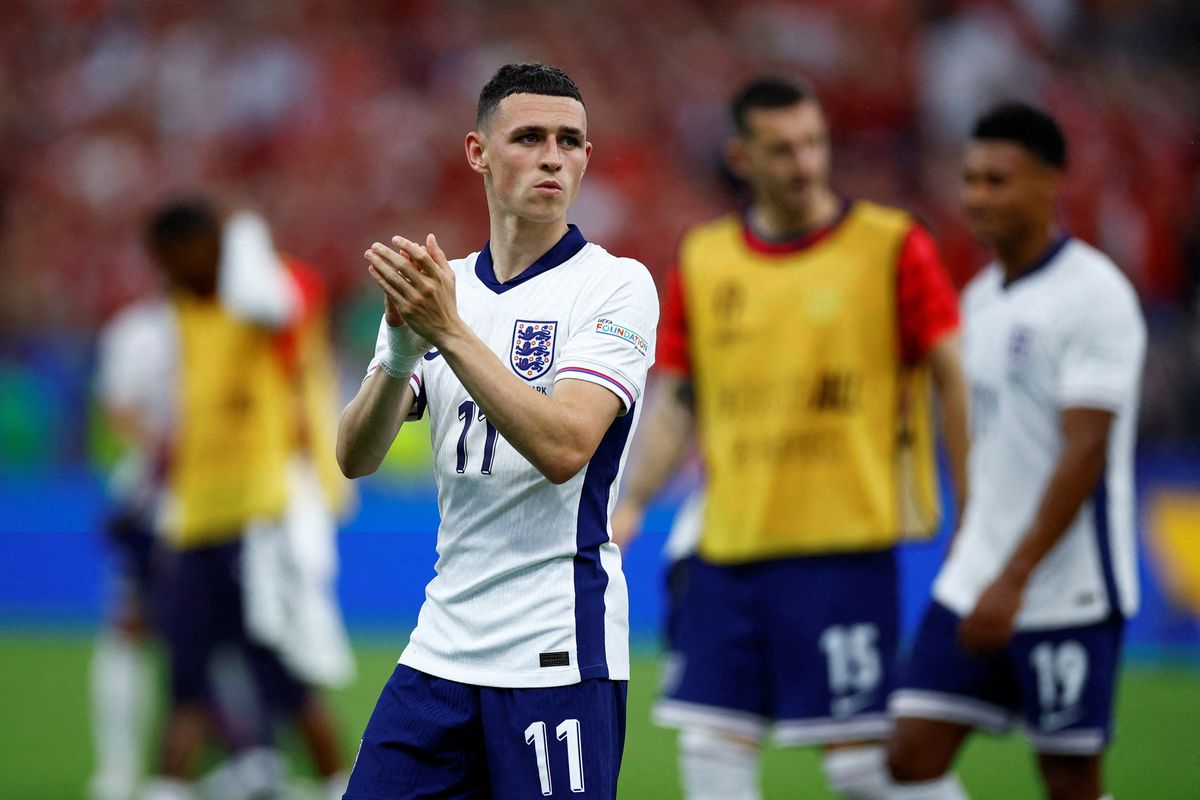 Phil Foden will be available to play on Sunday