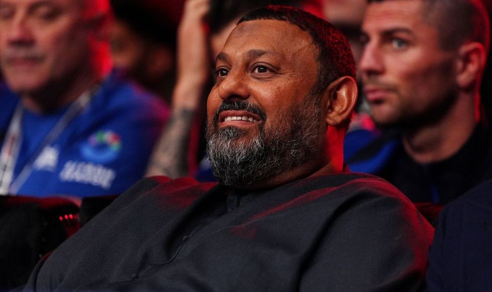 Prince Naseem Hamed wants to see Anthony Joshua walk away