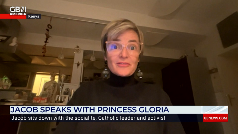 Pope Francis stuck as Princess Gloria takes aim at holy leader s