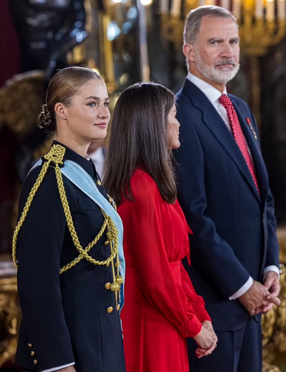 Princess Leonor with the Spanish King and Queen