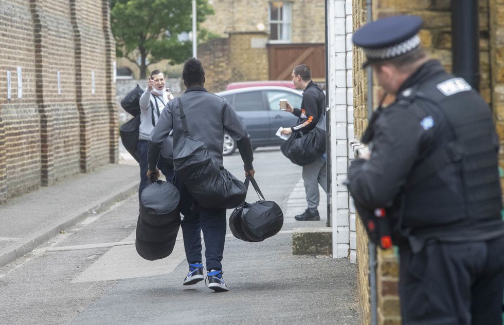 Prisoner let out on early release