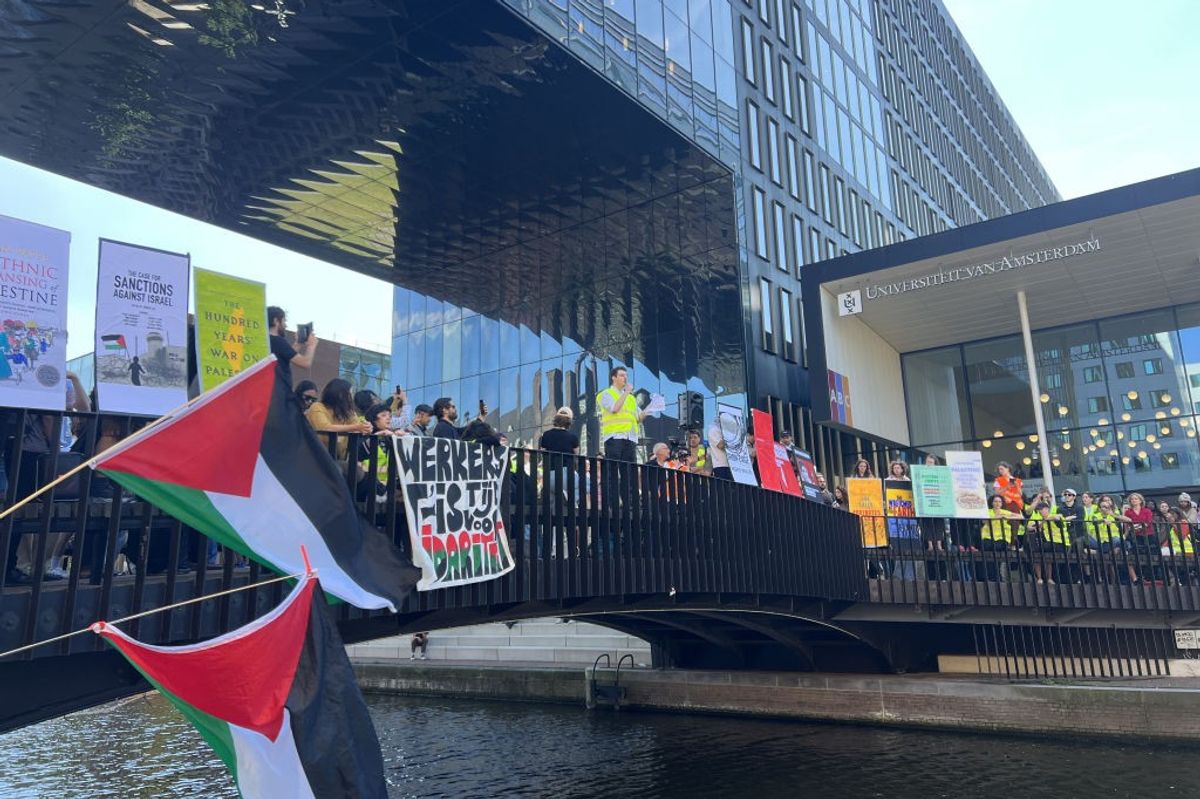 ​ Pro-Palestinian demonstrators gather at the Roeterseiland campus in the Dutch capital