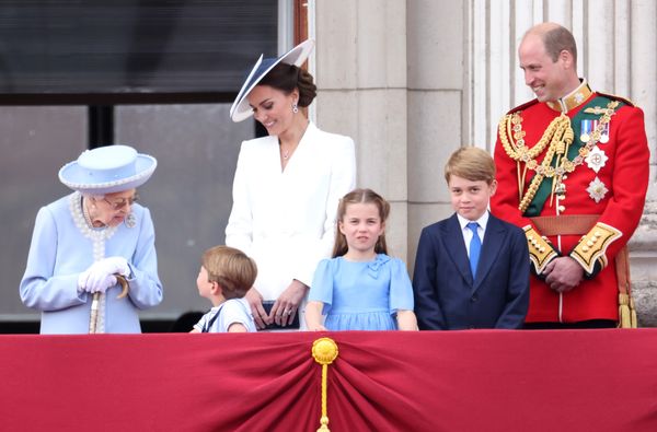 Queen Elizabeth, Louis, Charlotte, George, Kate, William