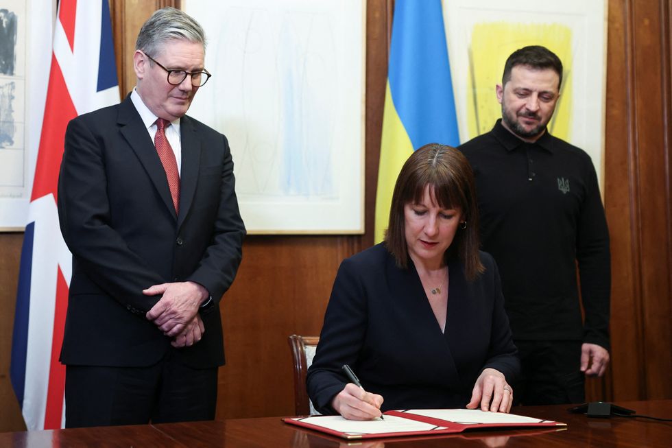 Rachel Reeves signs \u00a32.26bn loan deal with Ukraine with plan to pay it back with frozen Russian assets