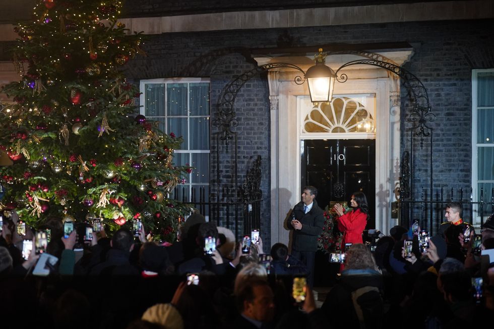 Rishi Sunak turns on lights of No10 Christmas tree