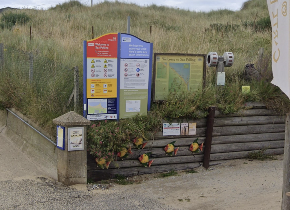 Sea Palling beach signs